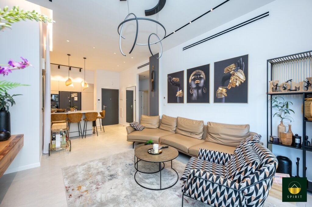 0dbcc889-a1e0-4075-9739-99d07e894589