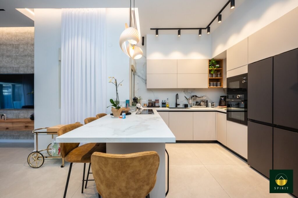 4263e694-667e-44a4-9902-baf03576845e