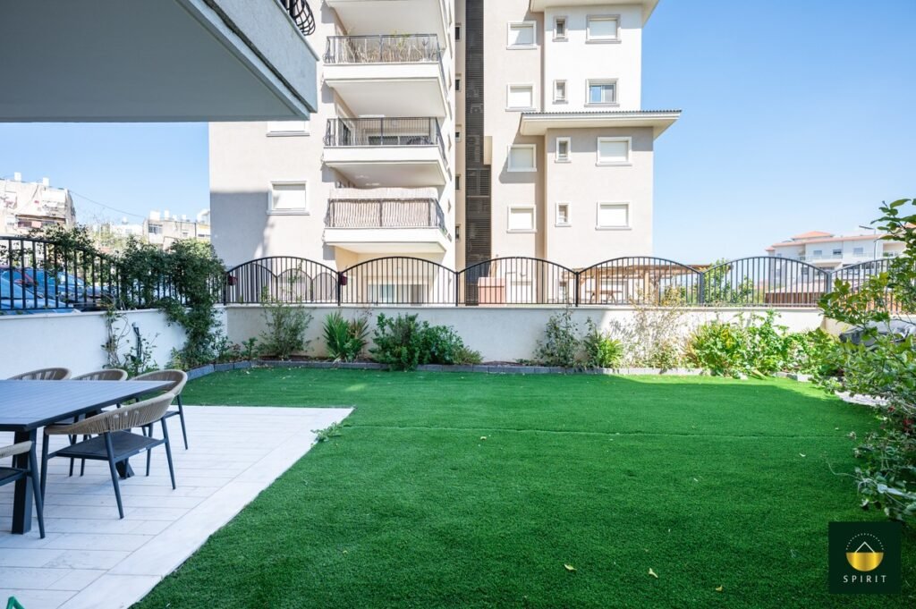 83352e41-8156-483a-a868-d457ea4b4c6b