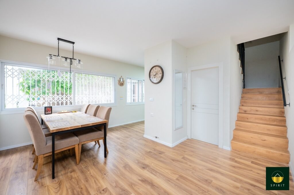 b201c00b-dde1-4fa8-a138-f74fbed2228f