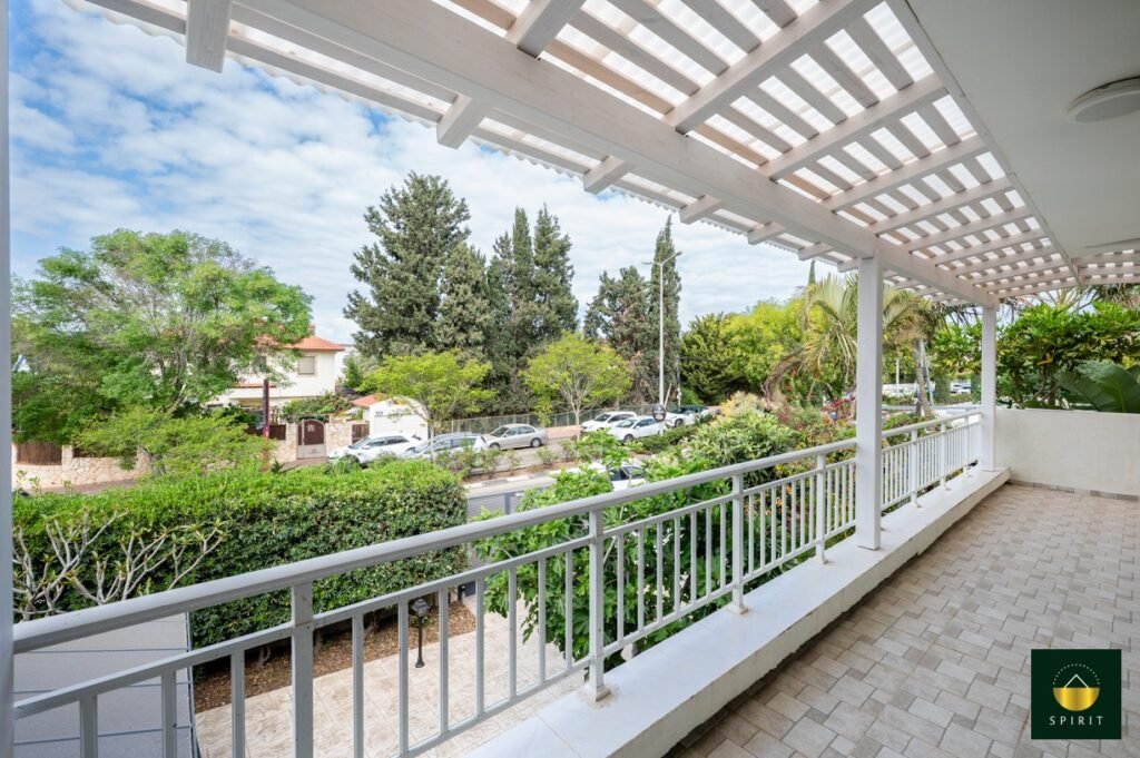 c46d6188-8931-4bb9-a3a8-86acc31ac676