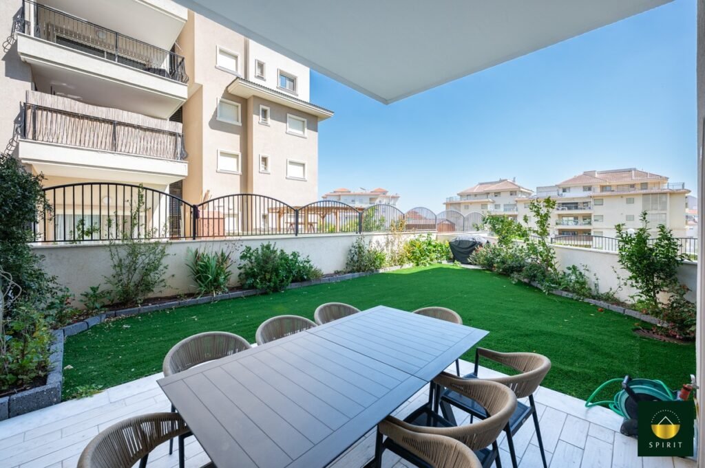 fb469be4-def2-480c-b310-d2d1c9d0ca0e