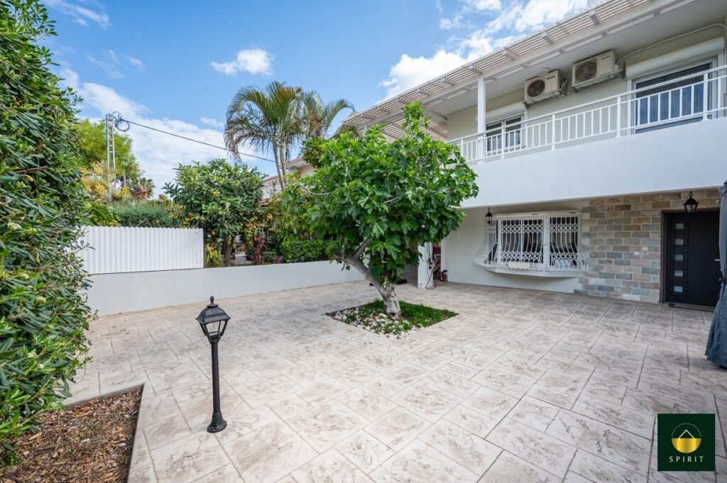 fcddac01-ea39-48d0-b666-505e4f010e80