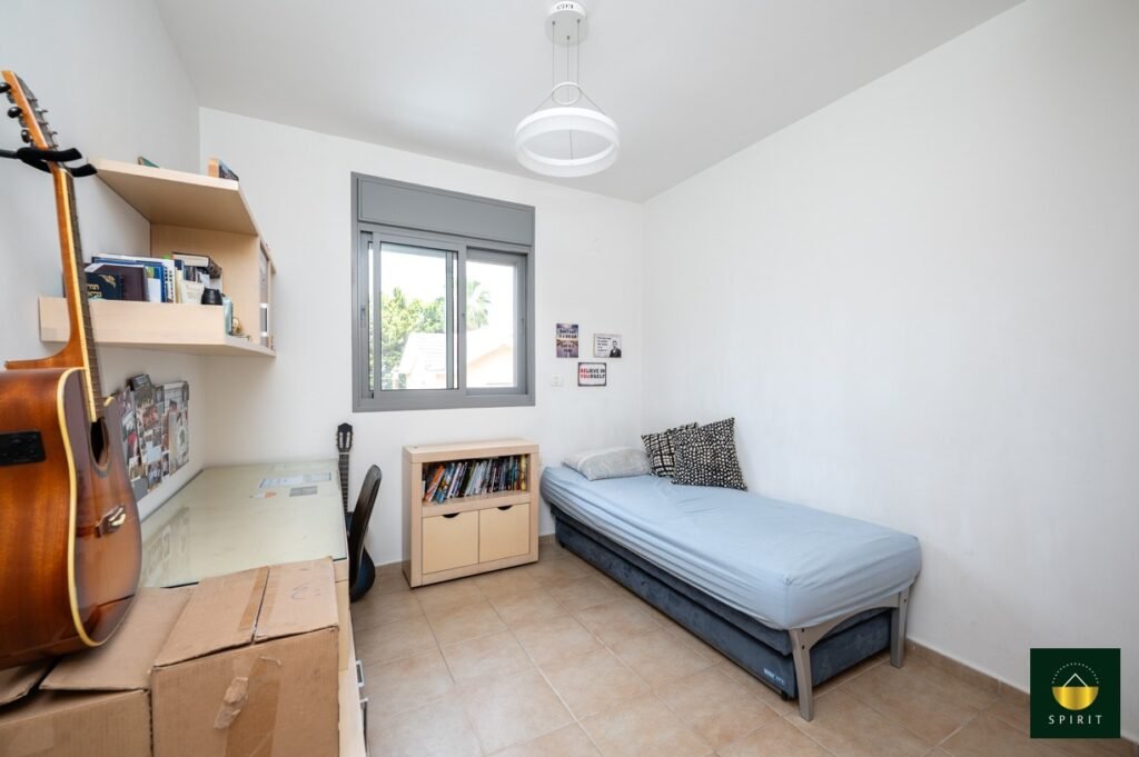 fe880a0d-b332-4592-8c67-26e8827453b4