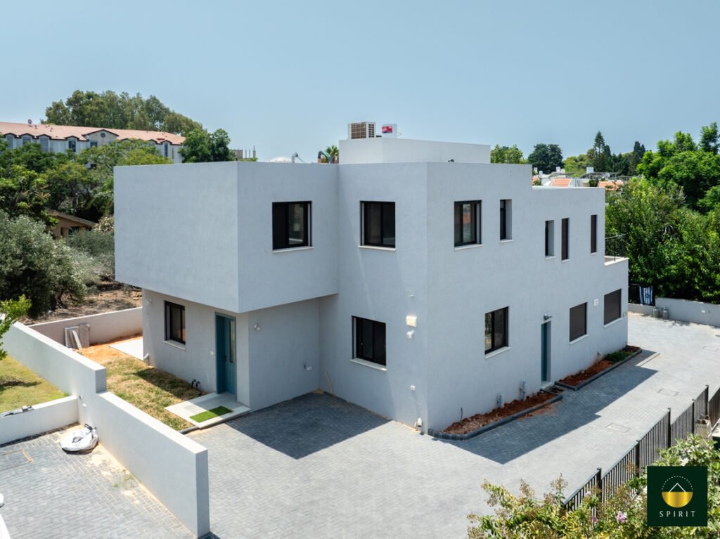 530619276_1322936579843521_6006835335186021804_n