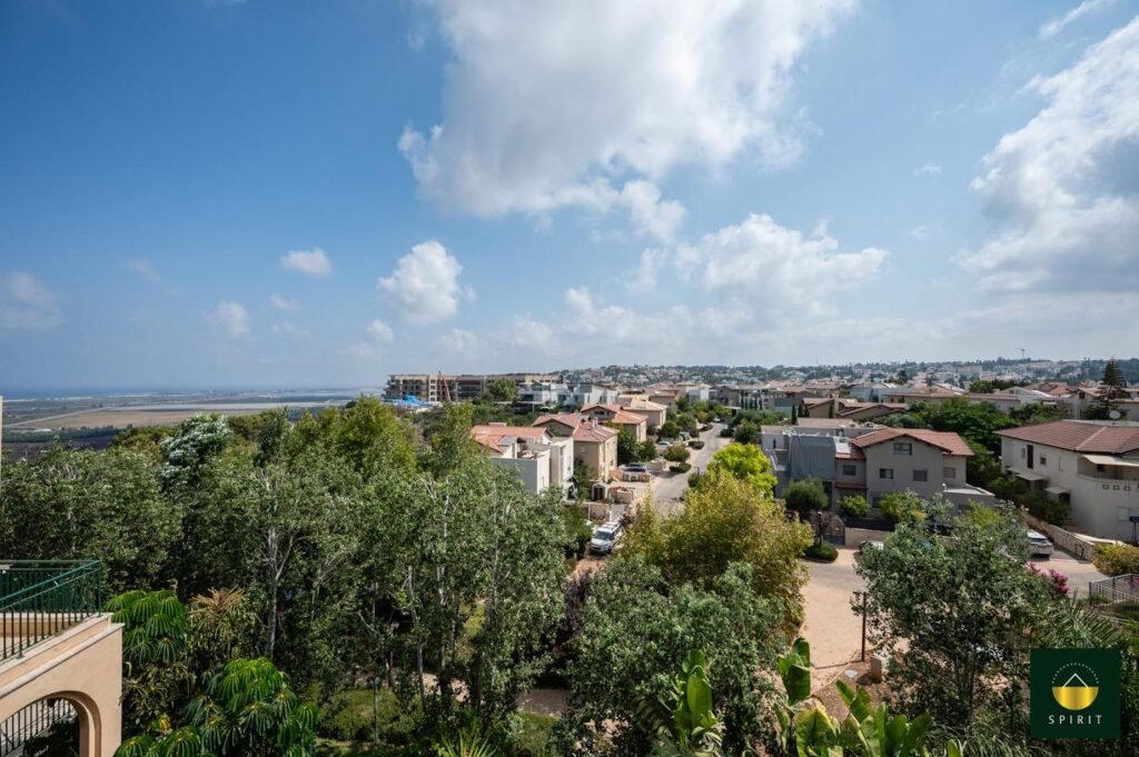 WhatsApp Image 2025-08-20 at 11.33.42 (3)